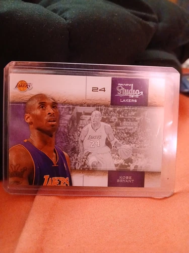 2009-10 Panini Studio - Kobe Bryant #3