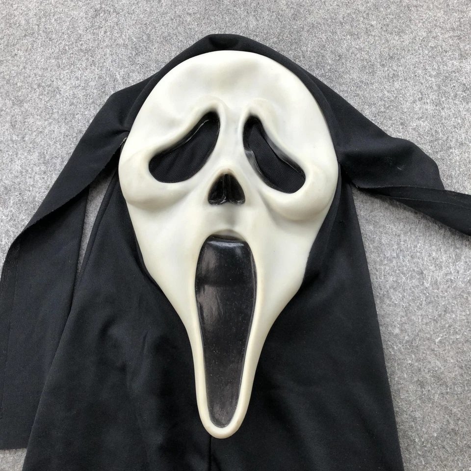 Fun World Ghost Face Mask Adult One Size Scream Costume Hooded Easter Unlimited - Image 2 of 4