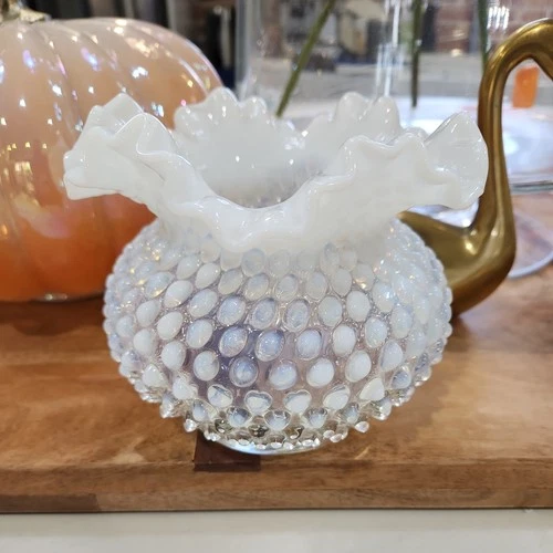 Vintage Fenton White and Clear Glass Opalescent Hobnail Ruffled Rim Vase 5"