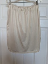 Vintage Vanity Fair Beige Silky Antron III Nylon 12" Side Slits Lingerie Sz LG