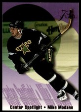1994-95 Flair Center Spotlight Mike Modano Dallas Stars #9 R15