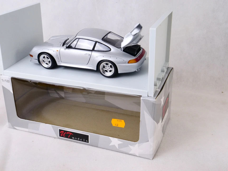 UT Models - Porsche 911 GT 2 Street 1997 Silver 1/18 neuf en boîte  - Photo 4/4