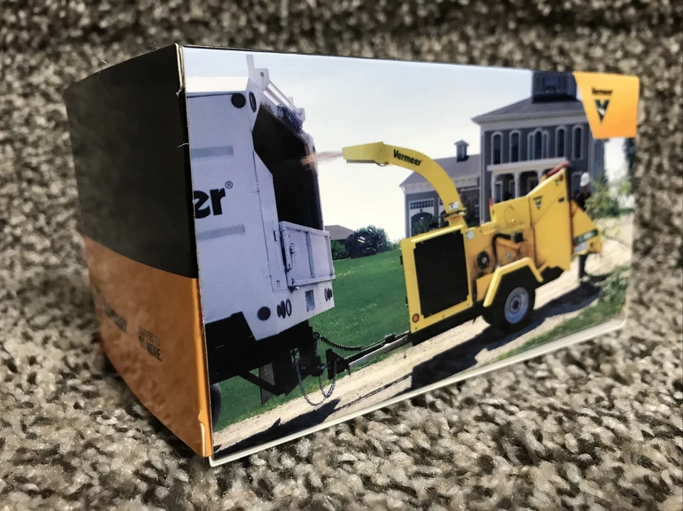 2021 SpecCast 1:50 VERMEER BC1000XL Brush Chipper - Image 3 of 3