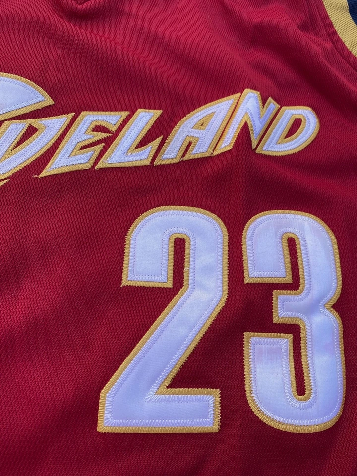 Adidas NBA Cleveland Cavaliers LeBron James #23 Jersey Size 52. - Image 2 of 4