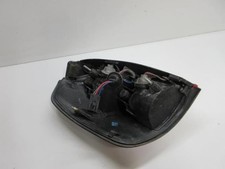 Feu arrière Subaru OUTBACK