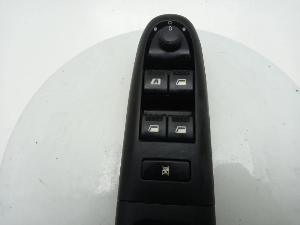 Interruptor ventana eléctrico PEUGEOT 406 1999-2005 4 puertas berlina Foto 4 de 4