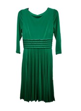 EUC Eliza J Kelly Green Fit & Flare Knee Length Pleated Dress 3/4 Sleeve Size 8