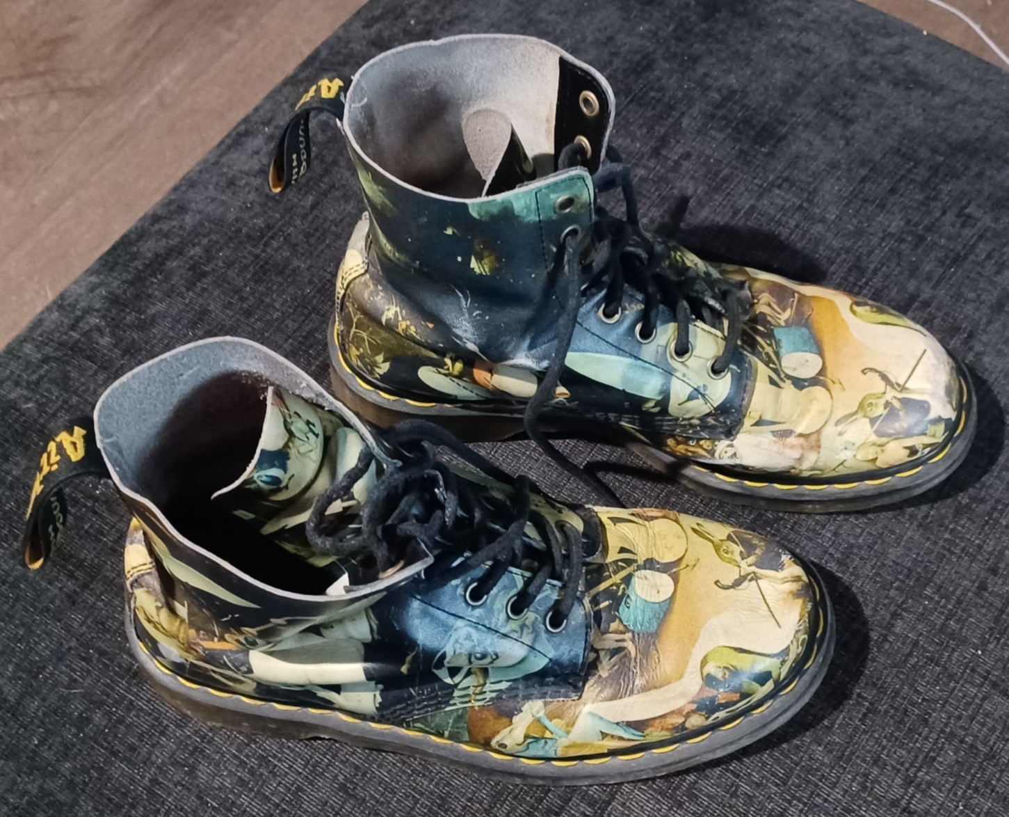 DR MARTENS / DOC MARTENS HIERONYMUS BOSCH "HELL" Art Print Boots - US Women's 9