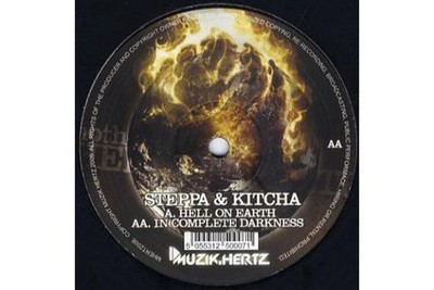 Steppa & Kitcha - Hell On Earth / In Complete Darkness (12'')