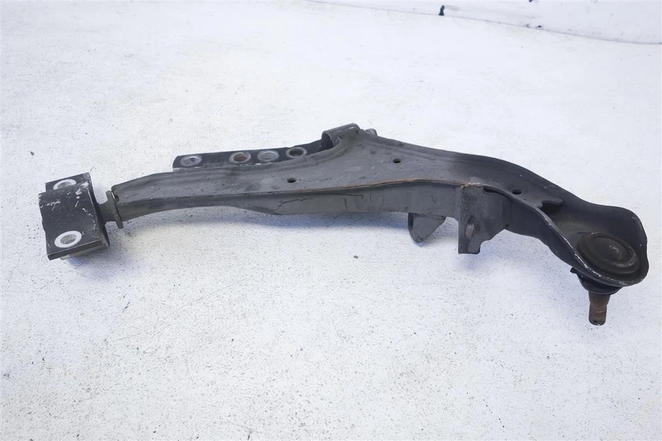 Brazo de control inferior del conductor delantero Infiniti I35 2002-2004 54501-2Y411 Foto 4 de 4