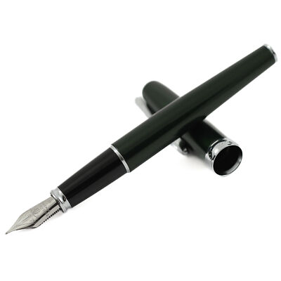 Diplomat Excellence A2 Fountain Pen Evergreen Chrome