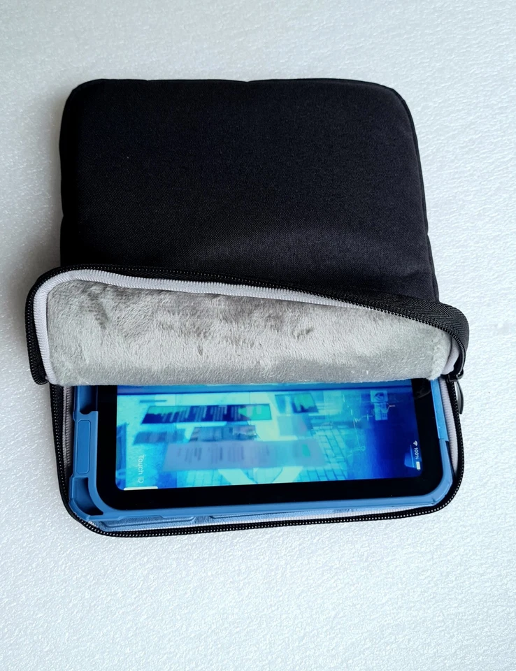 Quality black Case Cover For Apple iPad 9th,10th Gen 10.2” A2696 sleeve bag - Image 3 of 4