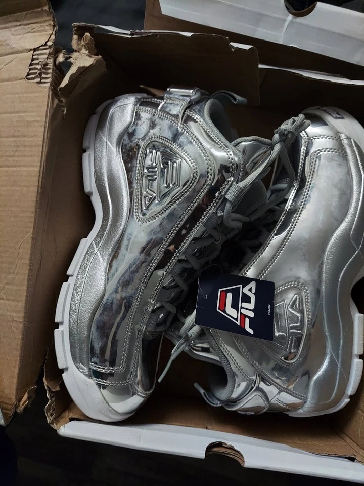 MSRP $189 Fila Grant Hill 2 Metallic Basketball Shoes Men’s Size 10, New - Image 4 of 4