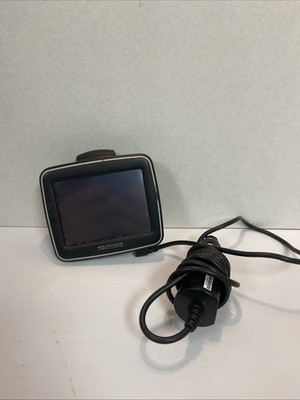 TomTom Ease SatNav GPS Black Model 1EX00 Portable Navigation With Power Cord
