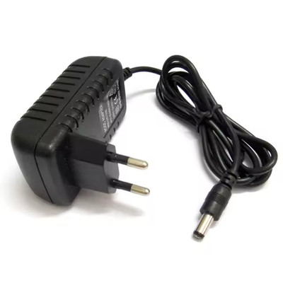 UNIVERSAL 12V 1A Spannungsadapter Ladegerät AC/DC Netzteil Adapter EU
