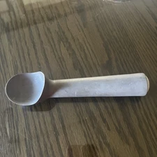 Retired Pampered Chef Ice Dream Scoop Hard Aluminum I Believe.