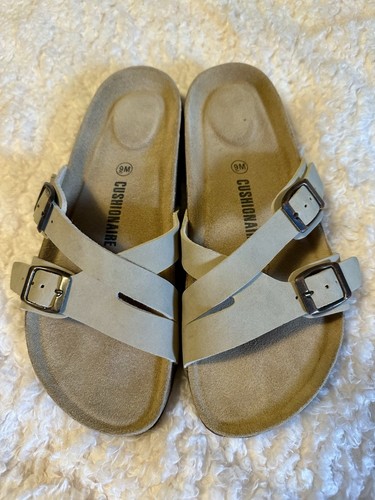 Cushionaire Sandals Size 9 Ladies Liza Tan Adjustable - Picture 2 of 6
