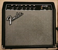 Combo amplificador de guitarra Fender Frontman 15G 15W estado sólido práctica de 2 canales