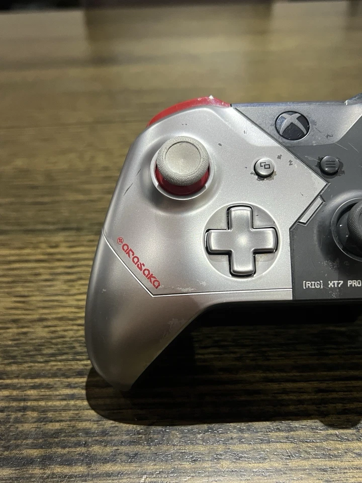 Xbox One Cyberpunk 2077 Limited Edition Controller - Good Condition - Image 3 of 4