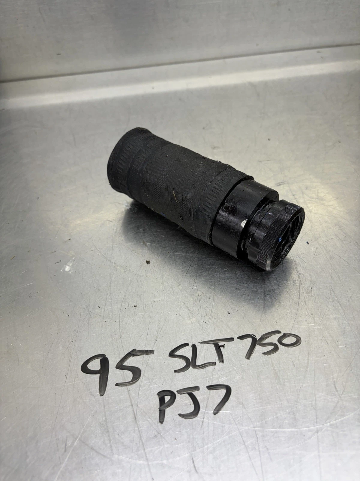 93 94 95 96 Polaris SL SLT 650 750 OEM Drive Axle Prop Shaft Coupler Grease Seal
