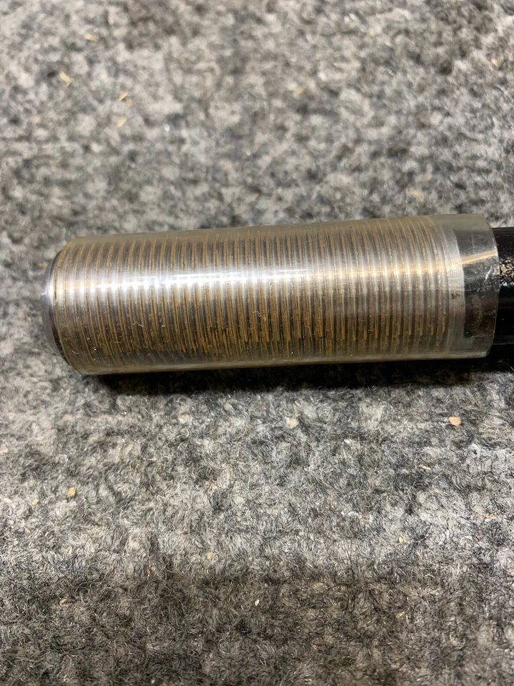 Extremo de varilla de amarre de dirección XRF ES3547 para Toyota 4Runner 96-02 Foto 3 de 4