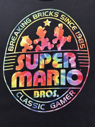 Super Mario Breaking Bricks Since 1985 Classic Gamer Men's Black Small T Shirt - Picture 3 of 4
