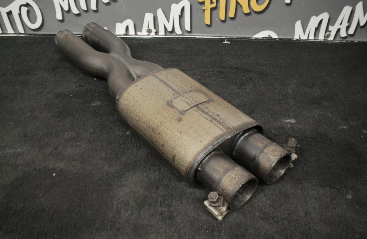 2014 MASERATI GRANTURISMO CENTER MID-PIPE MUFFLER OEM