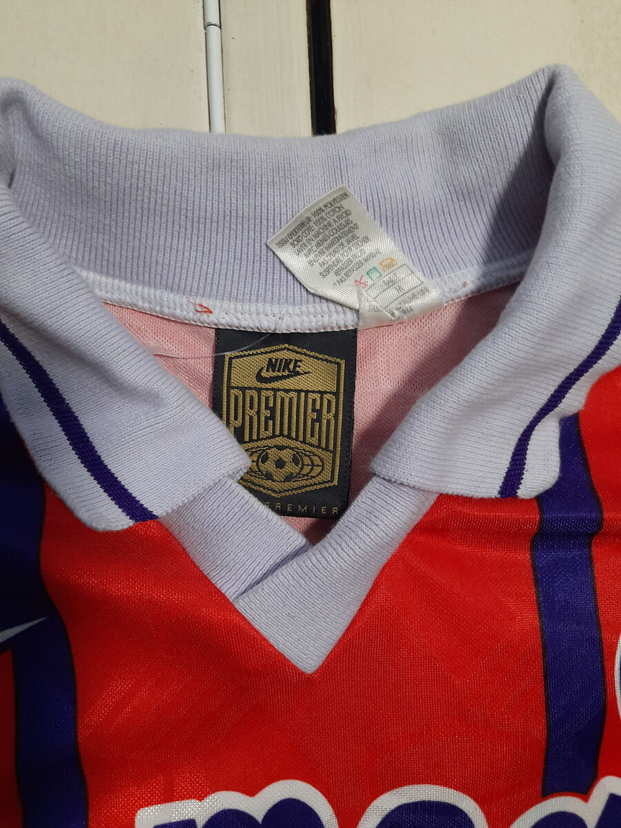 Nike Paris Saint Germain Long Sleeve Jersey 1993-1994 Rare Nike Paris Saint Germain Long Sleeve Jersey 1993-1994 Rare