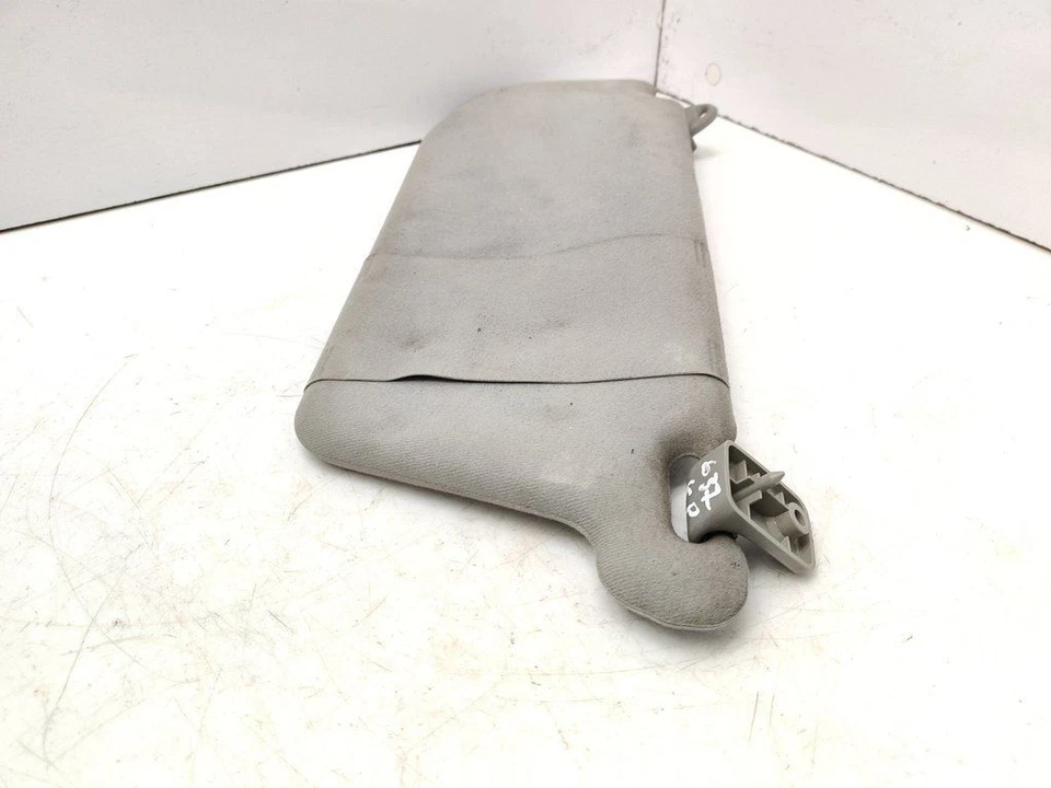 Mazda 929 HC 3.0 V6 118kW Benzin 1989 LHD Vorne Links Sonnenblende Abdeckung - Изображение 4 из 4