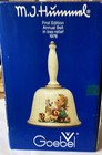 M.J. Hummel Bas Relief 1978 First Edition Annual Bell — photo 10