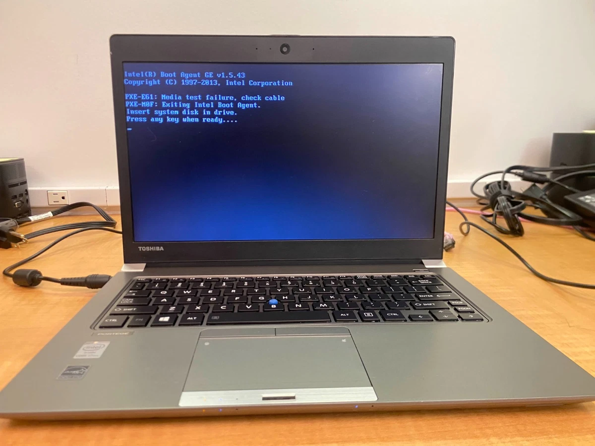 Toshiba SSD (Solid State Drive) PC Laptops & Netbooks 256 GB SSD