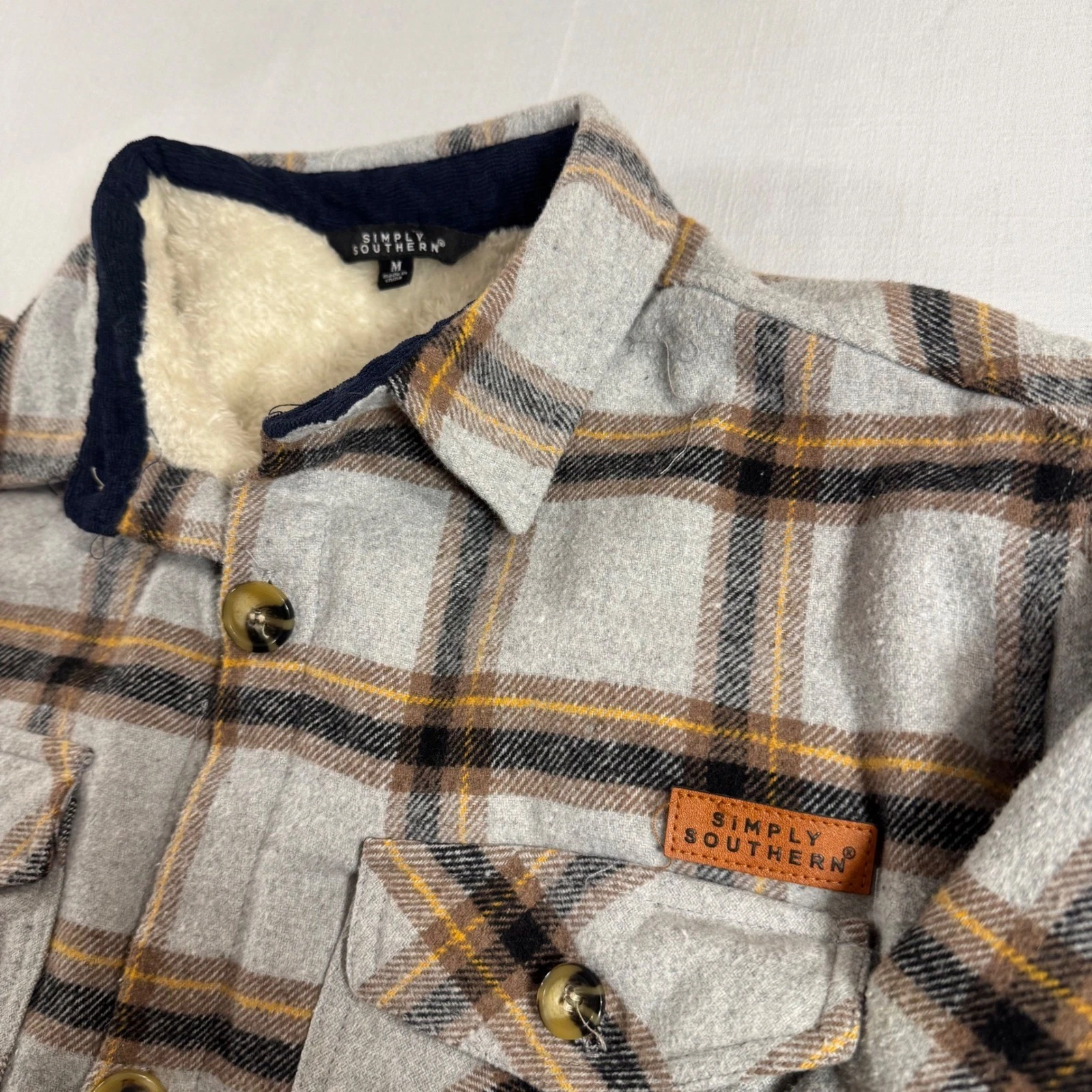 Simply Southern Shirt Jacket Mens M Gray Plaid Sherpa Lined Flannel Button Up - product detail image 1