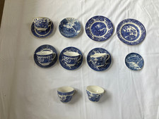 JOB LOT OF 14 x  VINTAGE NAMED  BLUE WHITE  CHINA WILLOW - SAUCERS  CUPS  PLATES