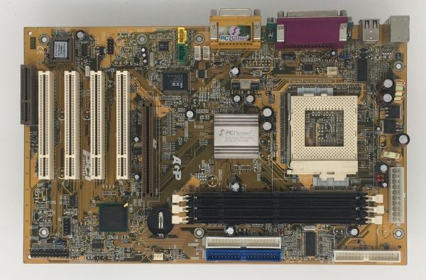 Socket 370 motherboard - pcpartner 815pbas3-t203ca i815p