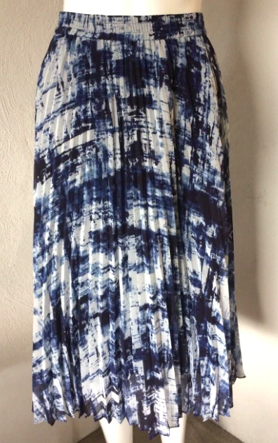 Falda delantera plisada estampado azul Classiques Entier L48354 para mujer talla mediana Foto 3 de 3