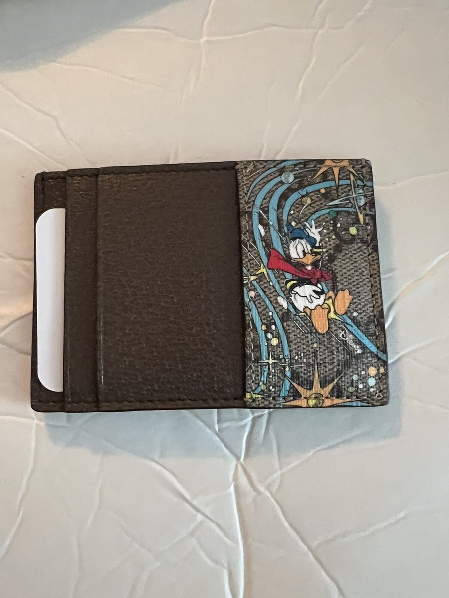 グッチ　ドナルド　財布 GUCCI WALLET DONALD DUCK GUCCI x Disney Donald Duck Collaboration Holder Wallet GG
