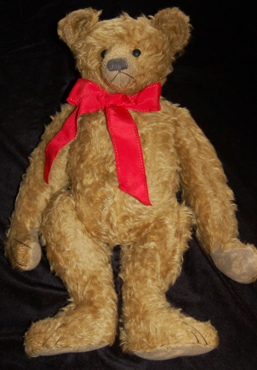 Lynn Gatto Limerick Bear Ambrose Mohair Teddy Bear Jointed 23