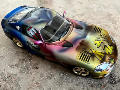 Bburago Dodge Viper GTS Coupe  1:18  im Airbrush Look 