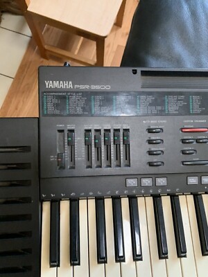 YAMAHA PSR-3500 Synthesizer キーボード Yamaha PSR-3500 61-Key Mid-Level Arranger Keyboard w/ some