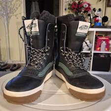 Vans Standard Mid Snow MTE Negro Multi Para Mujer Talla 7.5 Invierno Agua Acogedor