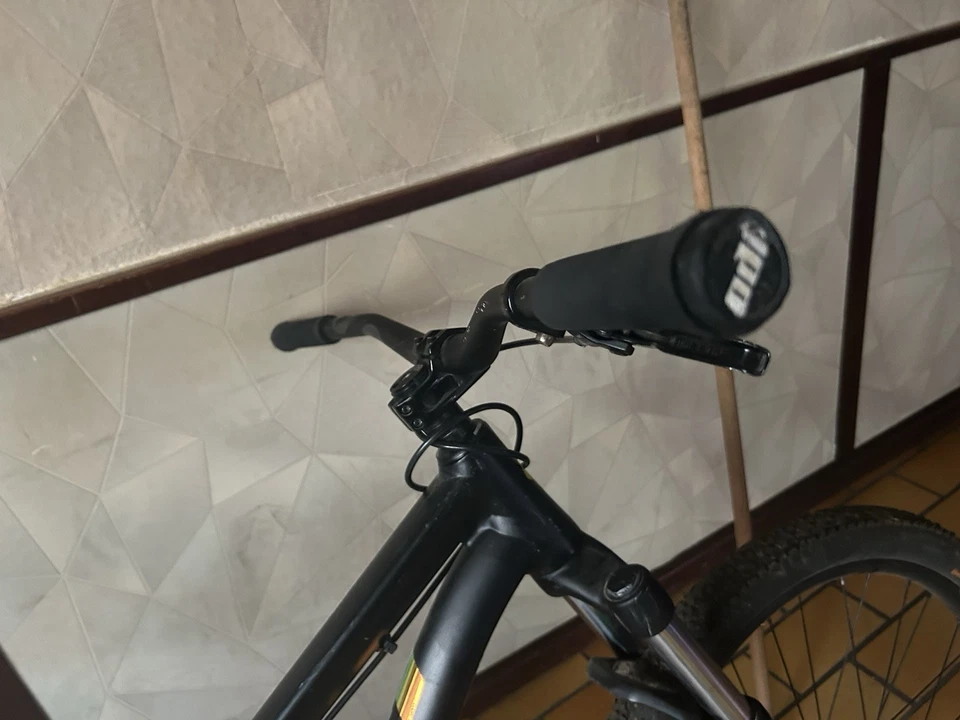 Specialized Dirt Bike - Bild 3 von 4