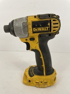 DEWALT DC827 18V 1/4" Cordless Impact Driver Tool Only TESTED WORKS