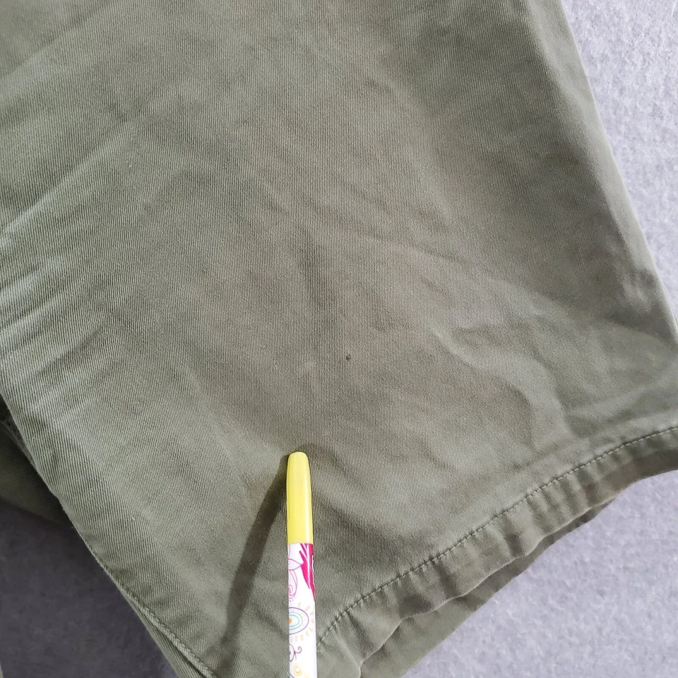 Pantalones Cortos Mujer Levi's 14 Verde Oliva Chino Bermuda Entrepierna 9" Bolsillos LEER Foto 3 de 4