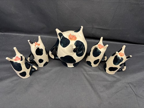 5 Piece Lot ~ Vintage "COW" 48 oz Pitcher and (4) Footed Mugs ~ 5 1/2" Tall - Picture 7 of 9
