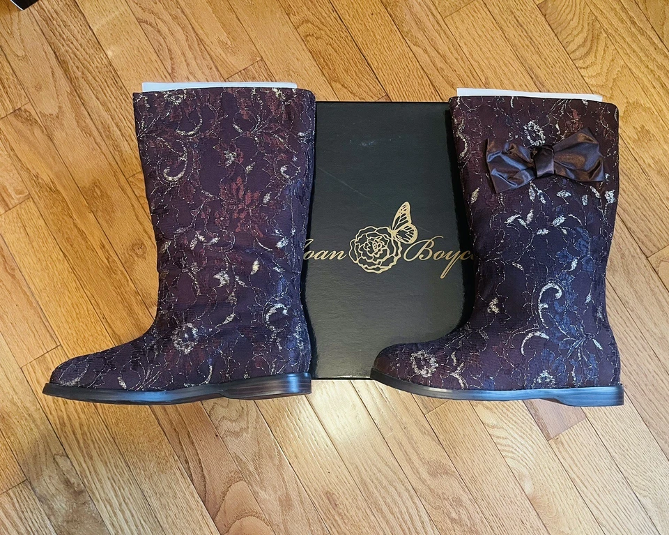 Joan Boyce Botas Talla 6.5M y L Bolso de Mano con Cierre de Cremallera en Marrón con Dorado Metálico Foto 3 de 4