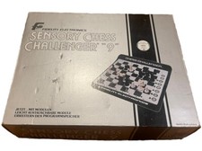 Fidelity Electronics Sensory Chess Challenger...