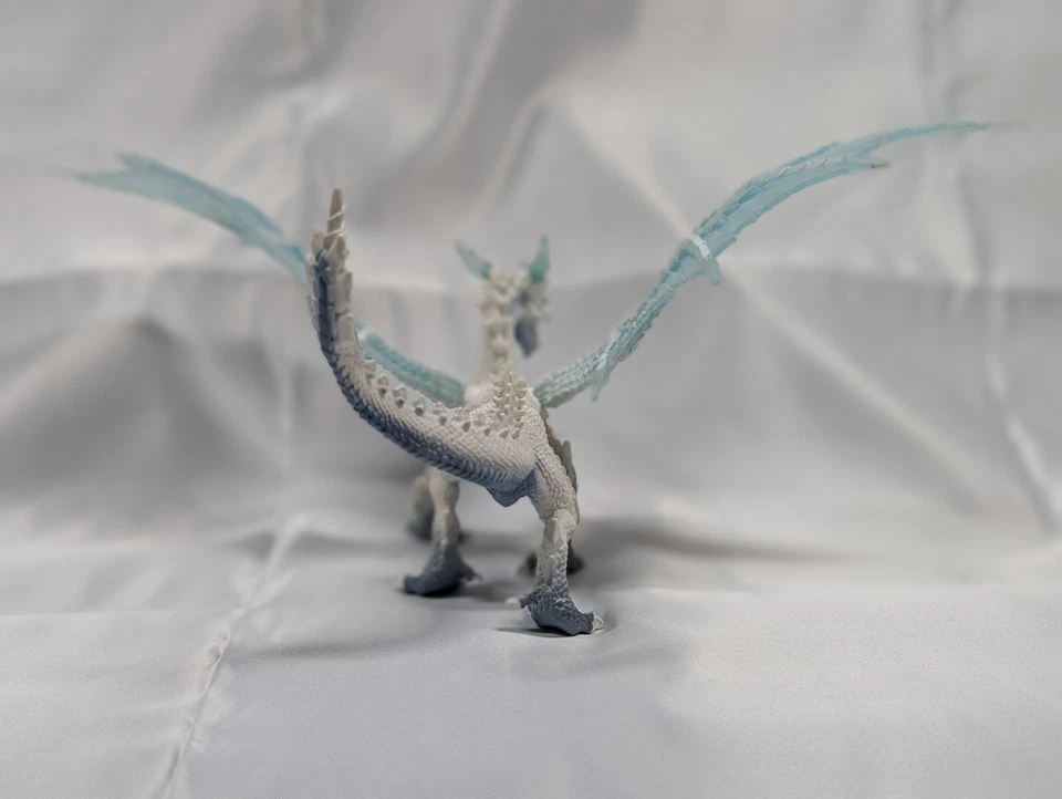 Schleich Eldrador Creatures Ice Dragon No. D-73527 Blue Poseable Wings Free Ship - Image 4 of 4