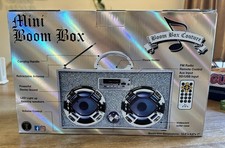 BOOM BOX COUTURE Bling Edition Led Light Up Speakers Sealed New Box