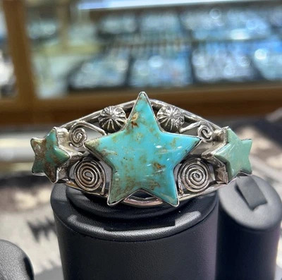 Navajo Handmade Turquoise Sterling Silver Thick Cuff Star Bracelet - Image 1 of 4