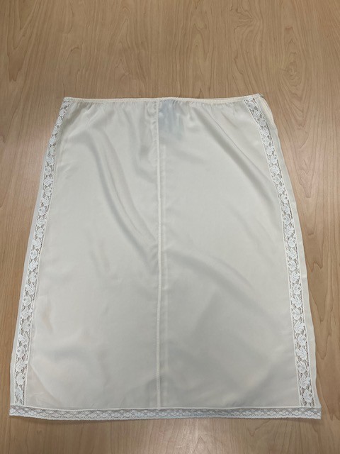 PRADA 巻きスカート NWT Vintage PRADA SILK LACE HALF SLIP Skirt Ivory sz Medium | eBay